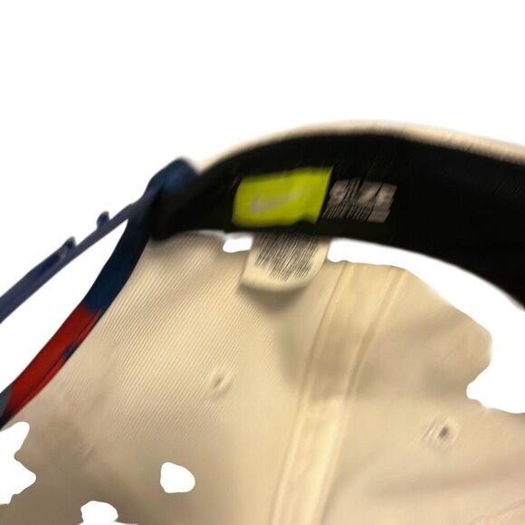 Nike pro kids hat, size one some dirt but good condition - Picture 2 of 3